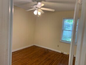 198 Collins Dr in Columbus, GA - Building Photo - Building Photo