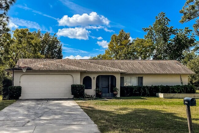 property at 12052 Elgin Blvd
