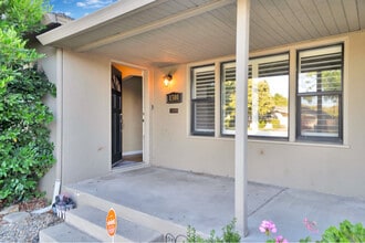 1301 S Lee Ave in Lodi, CA - Building Photo - Building Photo