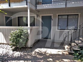 522 Nord Ave in Chico, CA - Building Photo