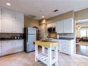 1817 Thomas Pl in Fort Worth, TX - Building Photo - Building Photo