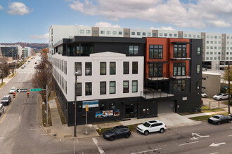 Macaroni Lofts in Birmingham, AL - Foto de edificio - Building Photo