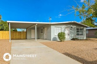 3701 E Dover Stravenue in Tucson, AZ - Building Photo