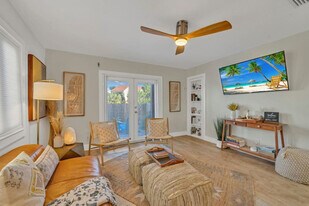 318 Bream Ave, Unit SI ID1502005P in Fort Walton Beach, FL - Building Photo