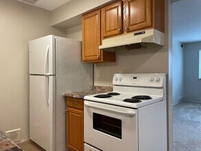 865 E Summit St-Unit -23 in Milford, MI - Building Photo - Building Photo