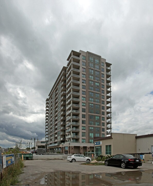 San Francisco By The Bay in Pickering, ON - Building Photo