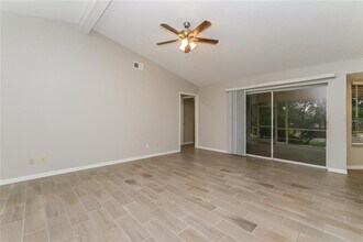 6084 Freeport Dr in Spring Hill, FL - Building Photo - Building Photo