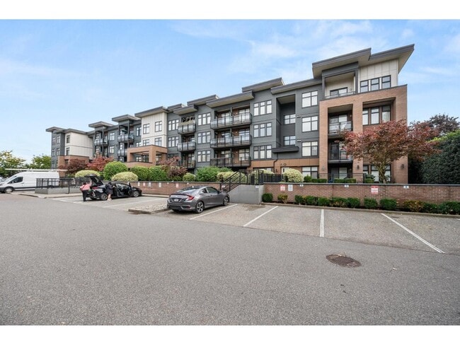 20078 Fraser Hwy in Langley, BC - Building Photo - Building Photo