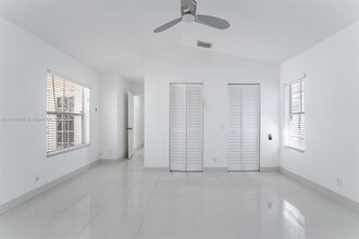 775 Falling Water Rd in Weston, FL - Building Photo - Building Photo