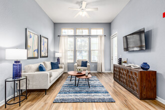 Paseo at Winter Park Village in Winter Park, FL - Building Photo - Interior Photo