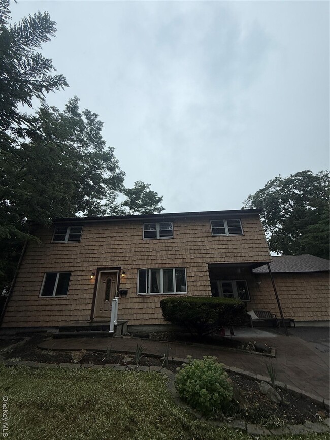 property at 99 Searingtown Rd