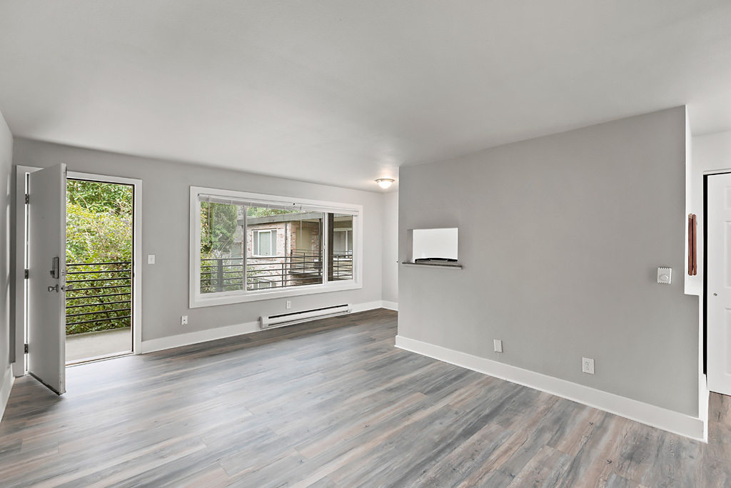 Beautiful Renovated Units in West Seattle in Seattle, WA - Foto de edificio