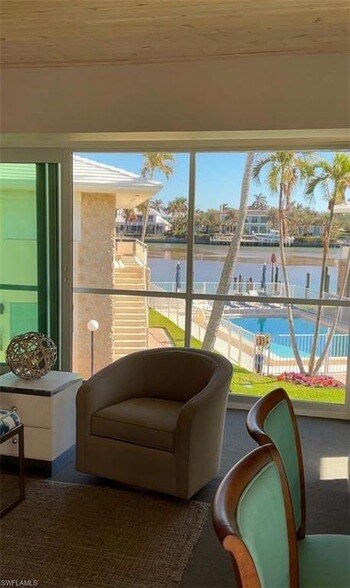 2500 Gulf Shore Blvd N, Unit N8 in Naples, FL - Building Photo