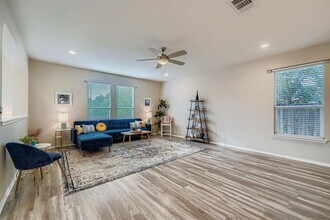 14810 Peregrine Dr in Pflugerville, TX - Building Photo - Building Photo