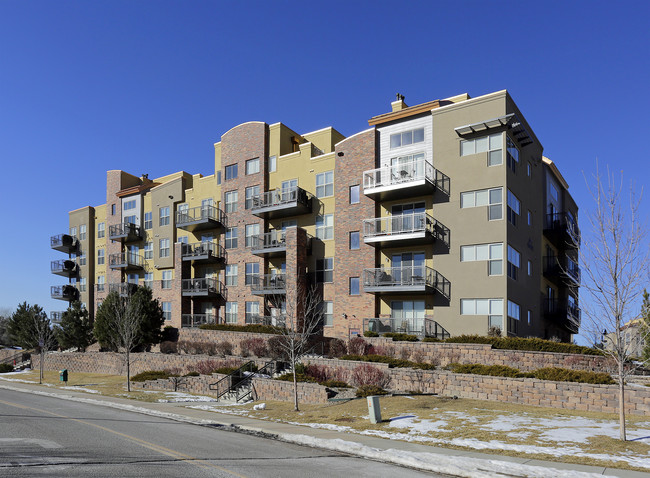 9059 E Panorama Dr in Englewood, CO - Foto de edificio - Building Photo