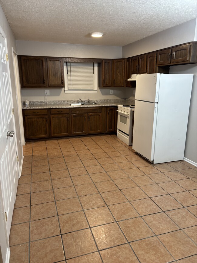 1010 Carson Ct in Lebanon, OH - Foto de edificio - Building Photo