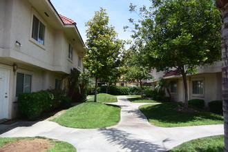 Presidential Townhomes in Riverside, CA - Building Photo - Building Photo