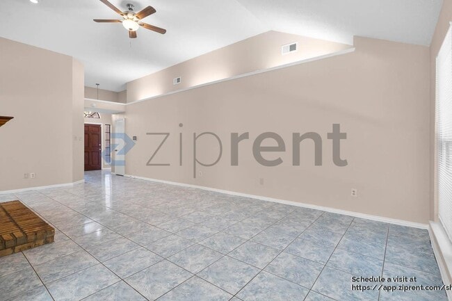 6724 Mountain Cedar Ln in Dallas, TX - Building Photo - Building Photo