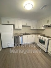 1528 Redwood Dr in Peterborough, ON - Building Photo - Building Photo