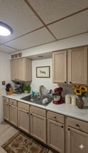 108 N Runkle St, Unit #2 in Hanna City, IL - Building Photo - Building Photo