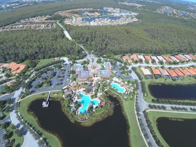 11864 Izarra Way in Ft. Myers, FL - Building Photo - Building Photo