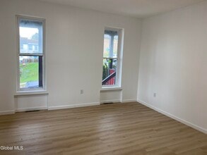 13 Kimball St in Amsterdam, NY - Building Photo - Building Photo