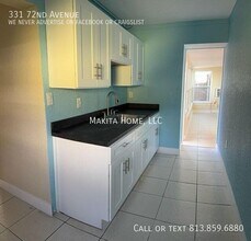 331 72nd Ave in St Pete Beach, FL - Building Photo - Building Photo