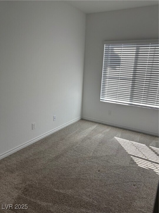 7232 N Decatur Blvd in Las Vegas, NV - Building Photo
