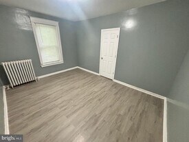 1611 W Erie Ave in Philadelphia, PA - Building Photo