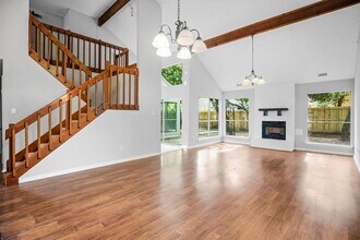 22 S Rain Forest Ct in Spring, TX - Building Photo - Building Photo