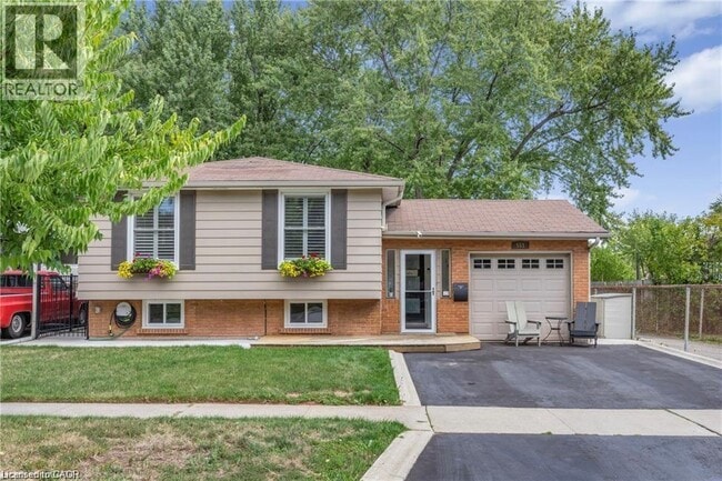 property at 551 Chamberlain Rd