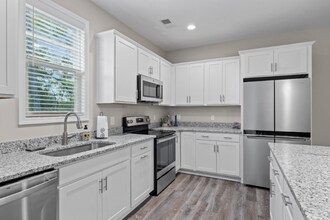 307 Fishing Duck in Beaufort, NC - Building Photo - Building Photo