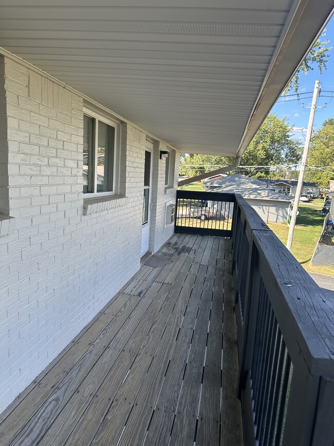 Nottingham West Apartments in Clinton, IA - Building Photo - Building Photo