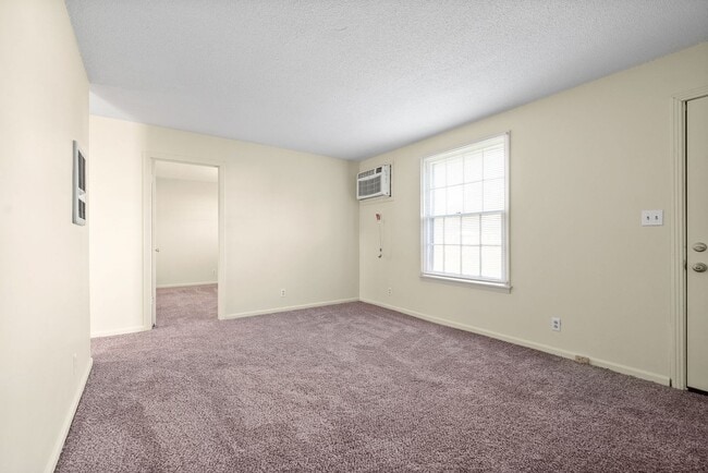 property at 122 Tandy Dr