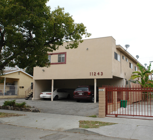 11243 Tiara St in North Hollywood, CA - Building Photo - Building Photo