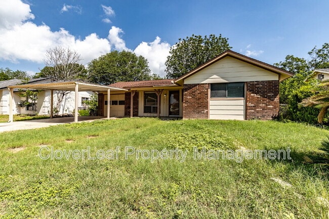 7319 Deep Spring Dr in San Antonio, TX - Building Photo - Building Photo