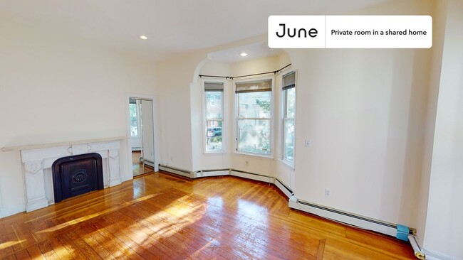 Private bedroom in 6 bed/2 bath Home in Boston, MA - Building Photo - Building Photo