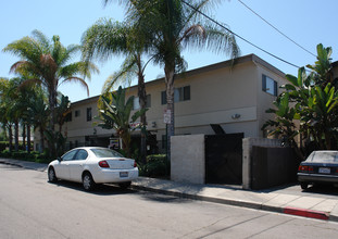 4382 Rosebud Lane Apartments in La Mesa, CA - Building Photo - Building Photo