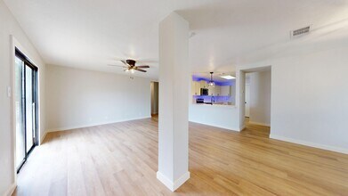 2211 Muddy Peak Dr in San Antonio, TX - Building Photo - Building Photo