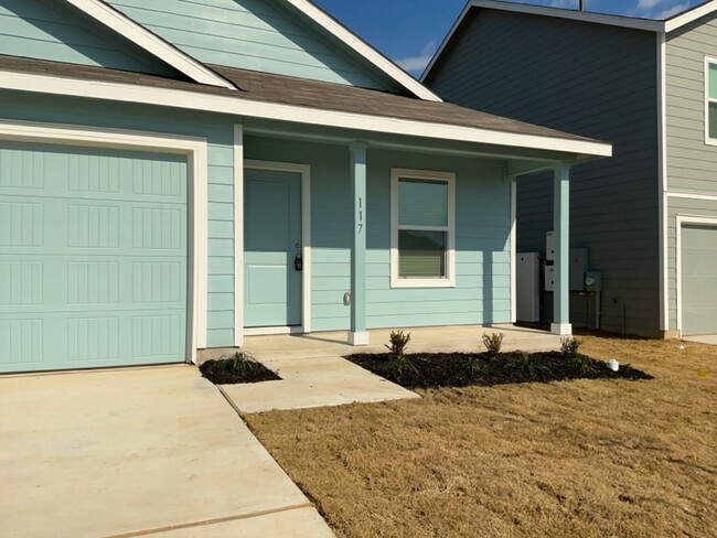 117 Little Sparklers Lp in Hutto, TX - Building Photo - Building Photo