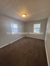 7503 SW 13th St in Des Moines, IA - Building Photo - Building Photo