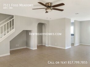 7511 Foss Meadows in San Antonio, TX - Building Photo - Building Photo