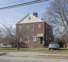 100 Nassau Ave Apartments