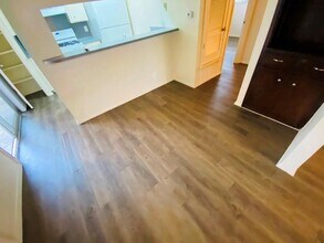 1710 Ledgewood Dr in Austin, TX - Building Photo - Building Photo