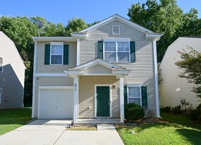 8930 Chalkstone Rd in Charlotte, NC - Building Photo