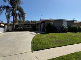 19736 Kittridge St in Winnetka, CA - Building Photo
