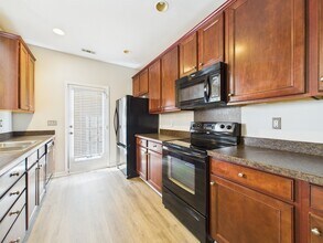 14516 Grasslands Ct in Charlotte, NC - Building Photo - Building Photo