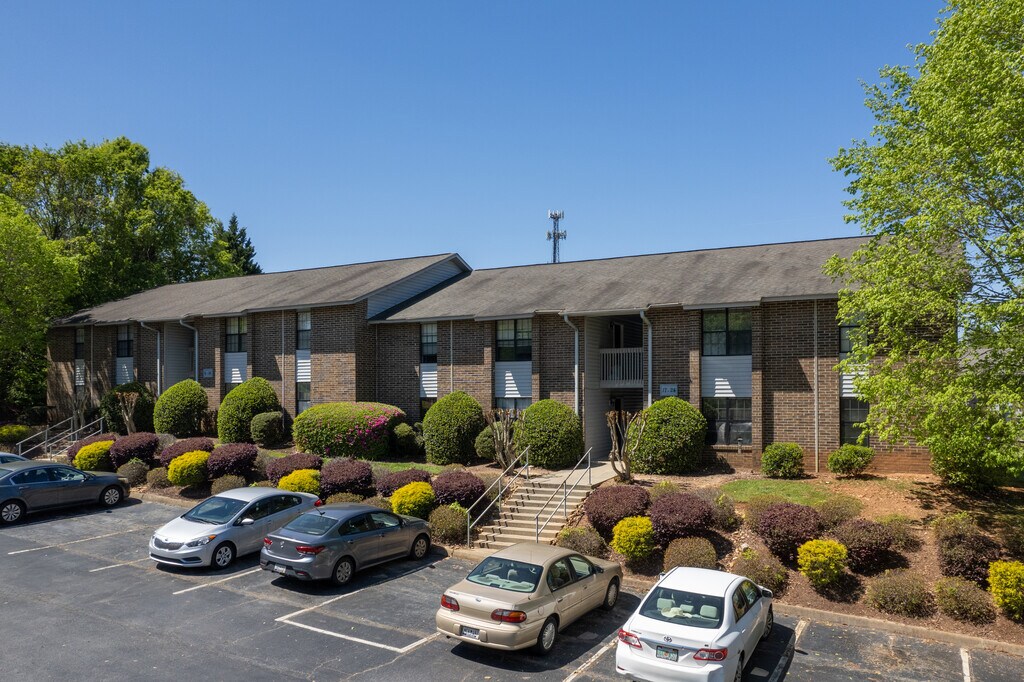 Windmill Apartments Mauldin, SC Apartments