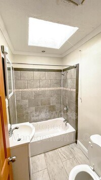 3220 Elmora Ave photo'