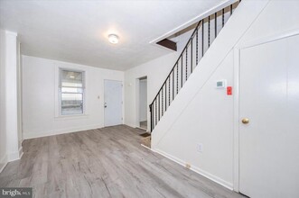 1404 Pleasant Valley Rd in Westminster, MD - Building Photo - Building Photo